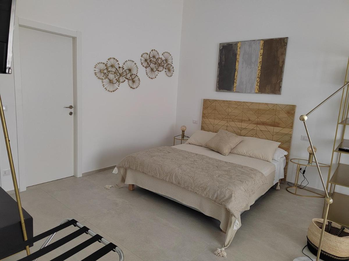 Dimore Gilas - Suite Golden Monopoli Esterno foto